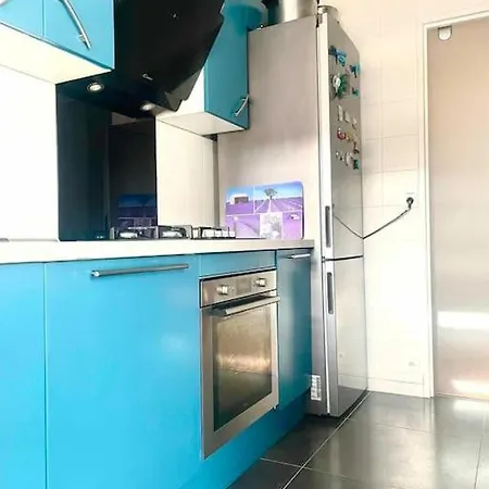 Comfortable 110 M2 Lägenhet *